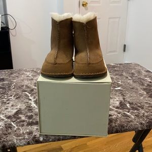 Baby Uggs